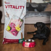 Akinu VITALITY Kuřecí & hovězí granule krmivo pro psy středně velkých plemen 12