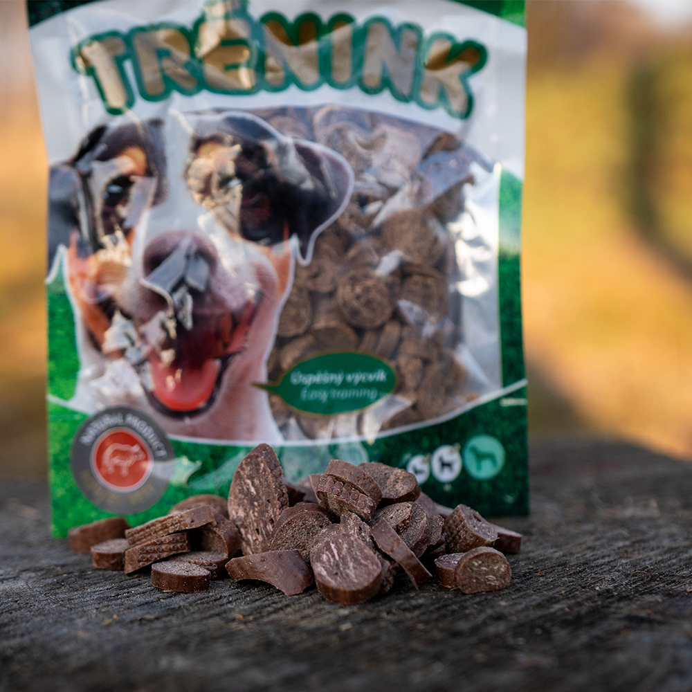 Akinu Trénink Hovězí & treska lupínky pamlsek pro psy 120 g