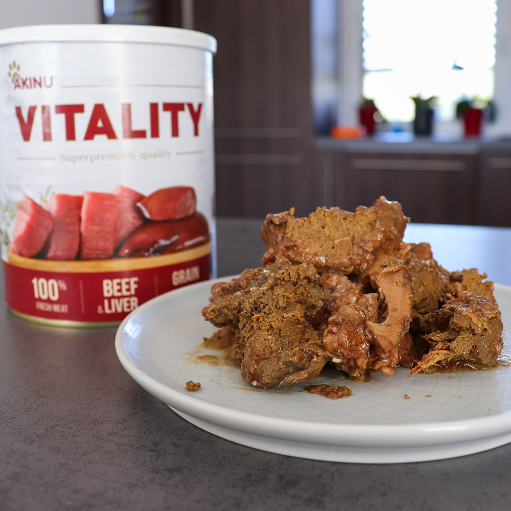 Akinu VITALITY Hovězí & játra mleté konzerva pro psy 800 g