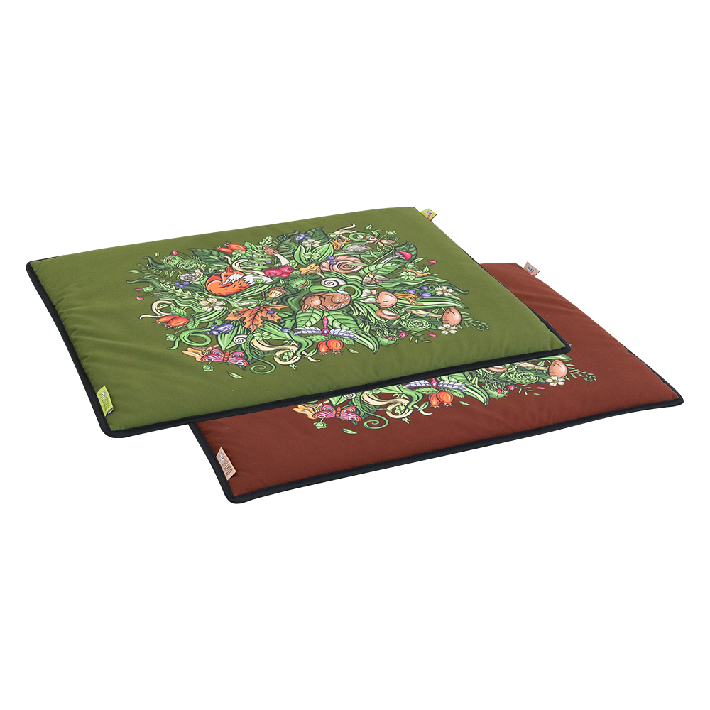 Akinu ČESKÝ LES Podložka pro psy lesní zelená M 85 x 65 cm Barva: Zelená